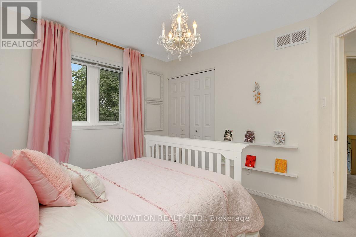 69 Smoketree Crescent