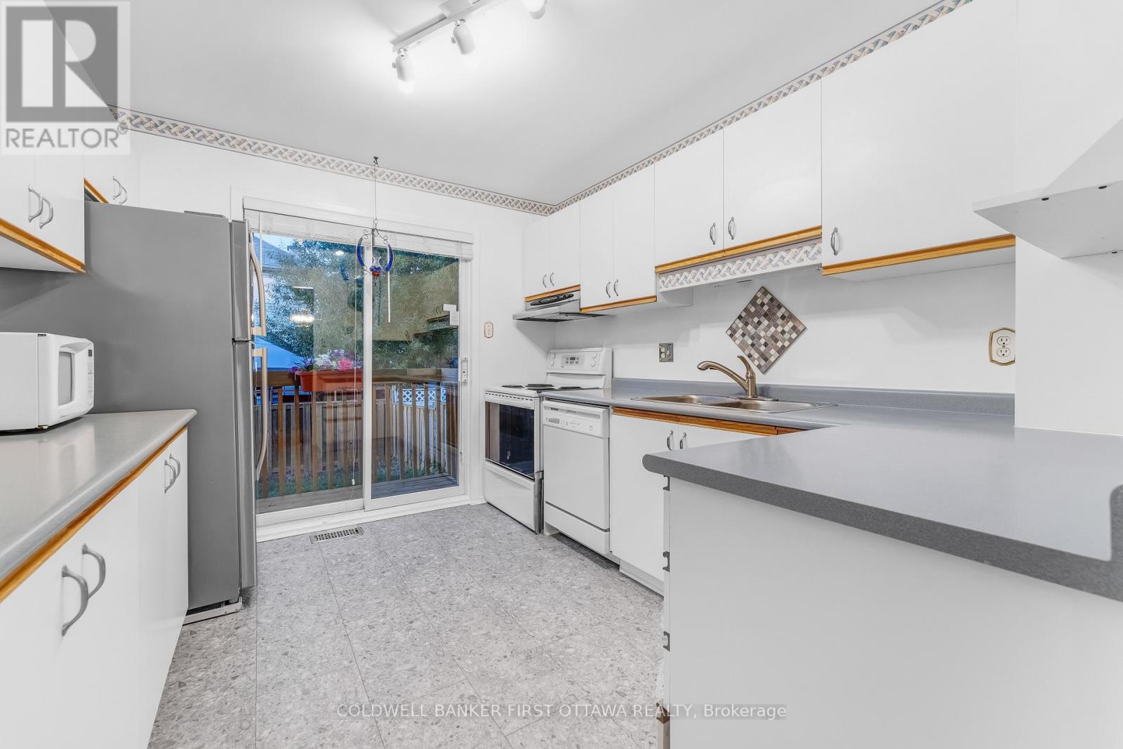 1511 Shawinigan Street