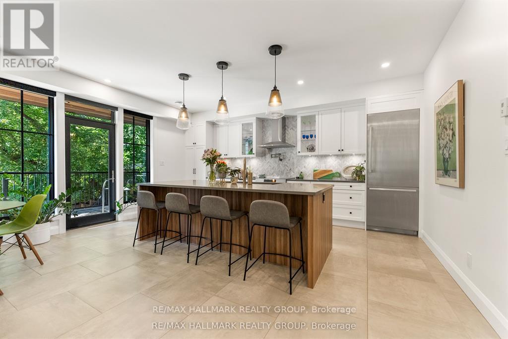 396 Roosevelt Avenue