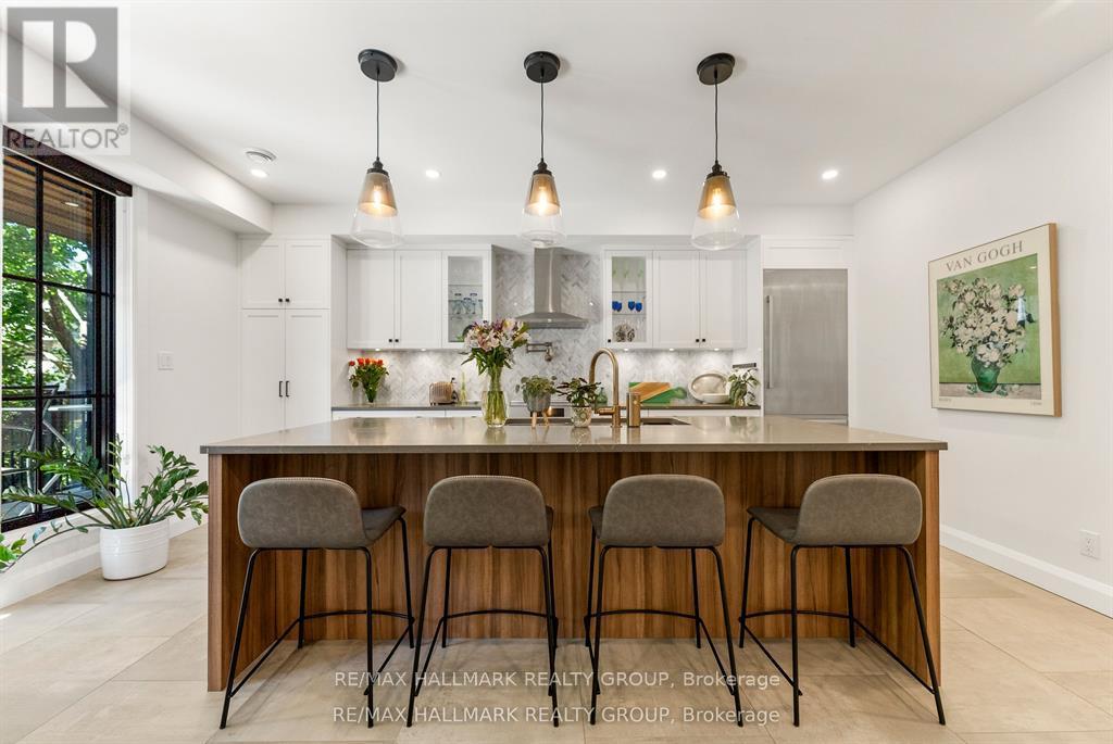 396 Roosevelt Avenue