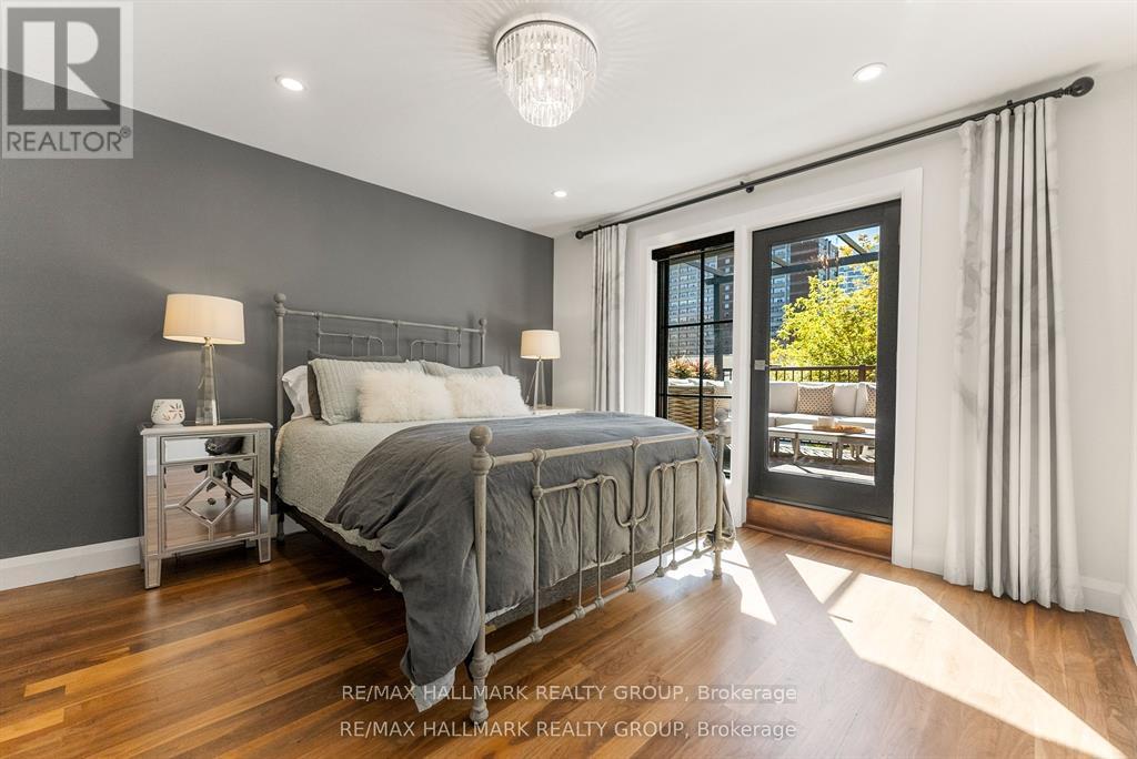 396 Roosevelt Avenue