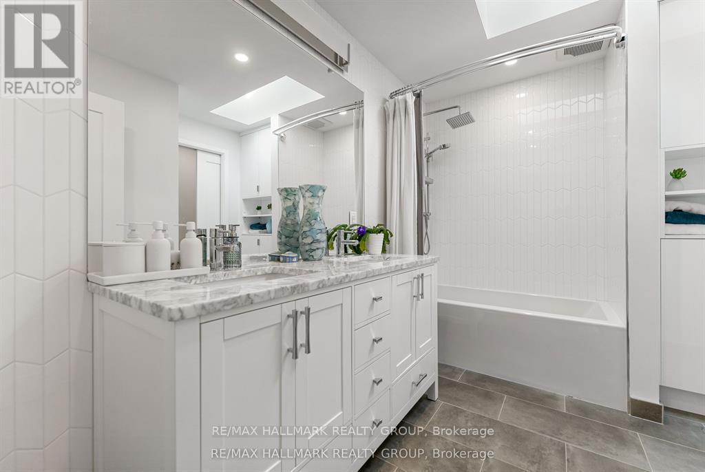 396 Roosevelt Avenue