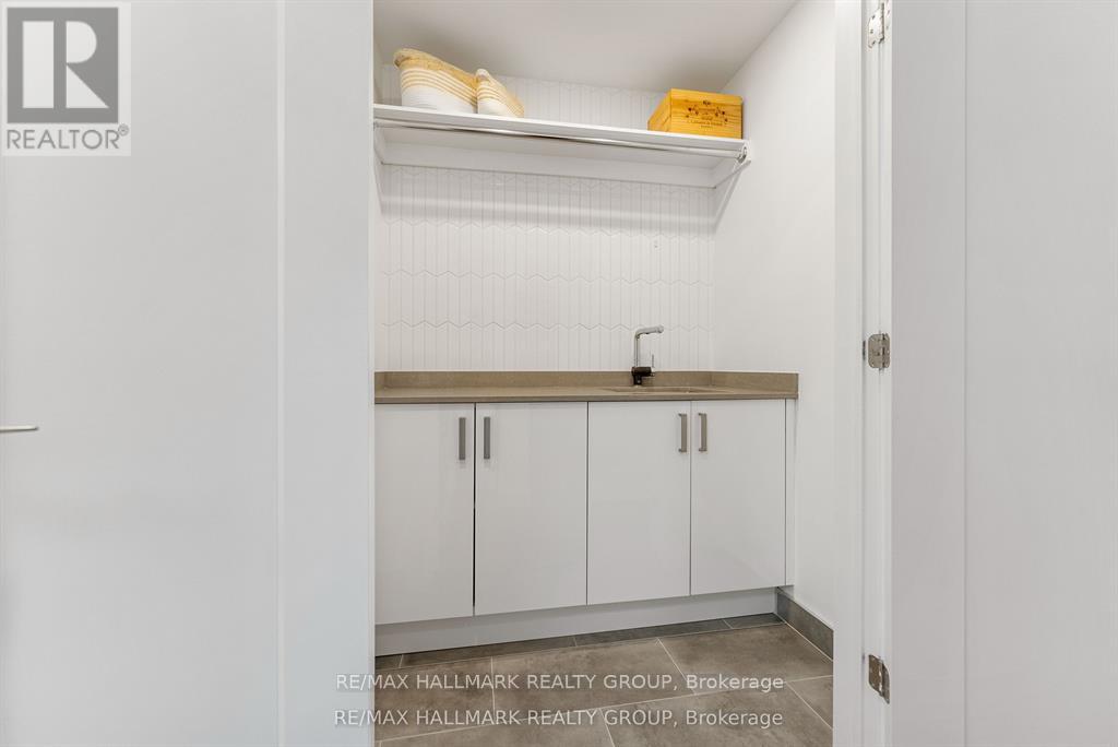 396 Roosevelt Avenue