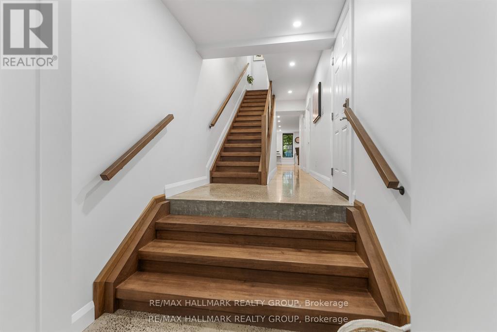 396 Roosevelt Avenue