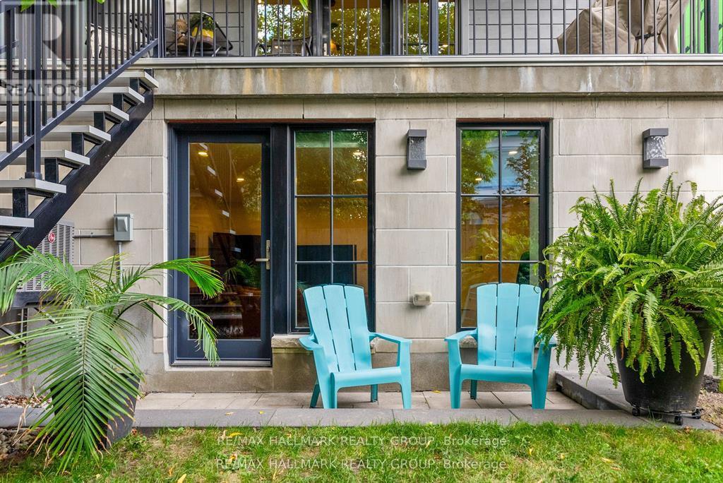 396 Roosevelt Avenue