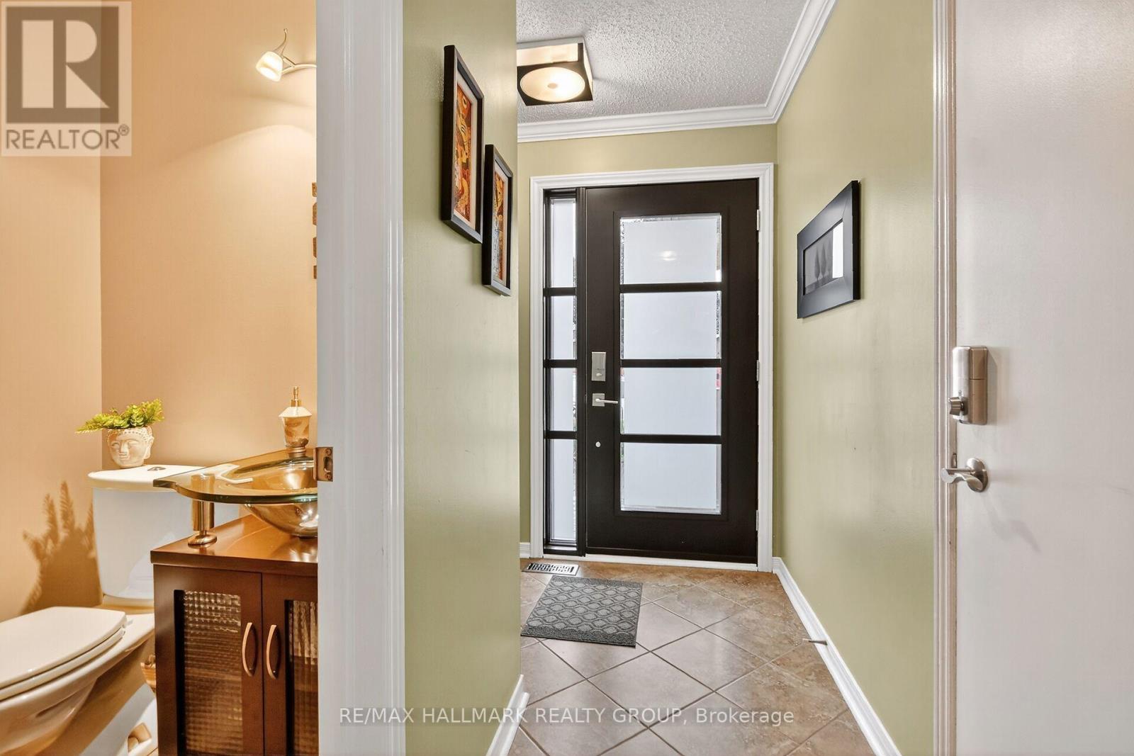 1415 Caravel Crescent