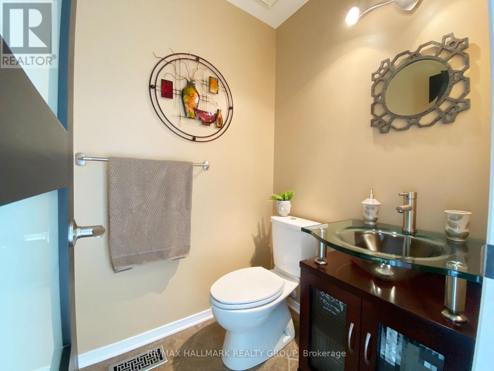 1415 Caravel Crescent