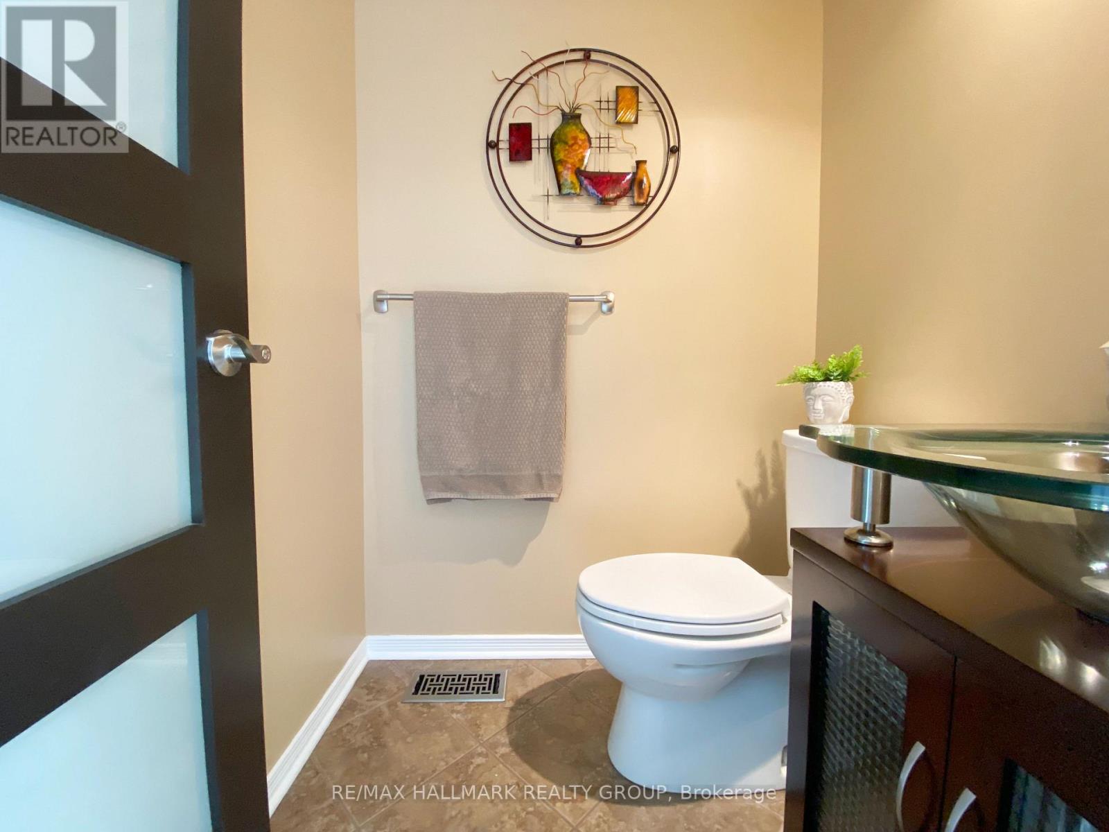 1415 Caravel Crescent