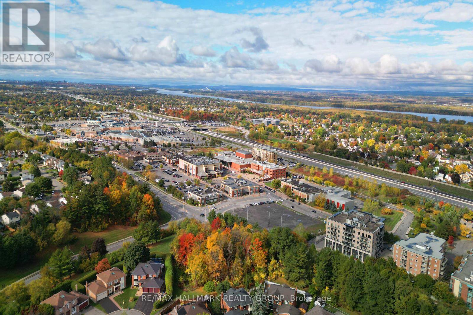 1415 Caravel Crescent