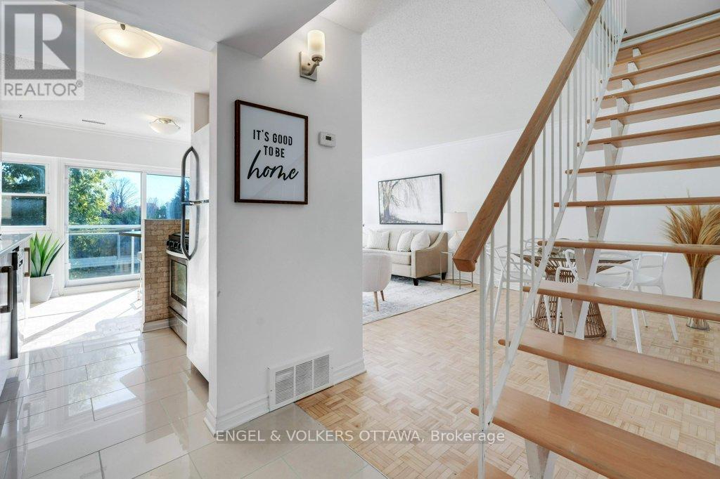 216 - 12 Corkstown Road