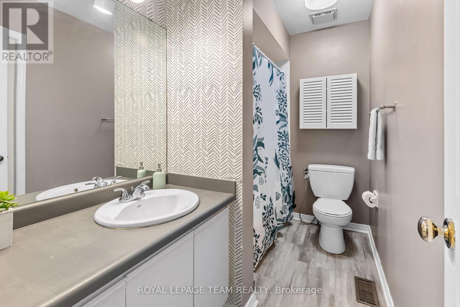 1120 Chimney Hill Way