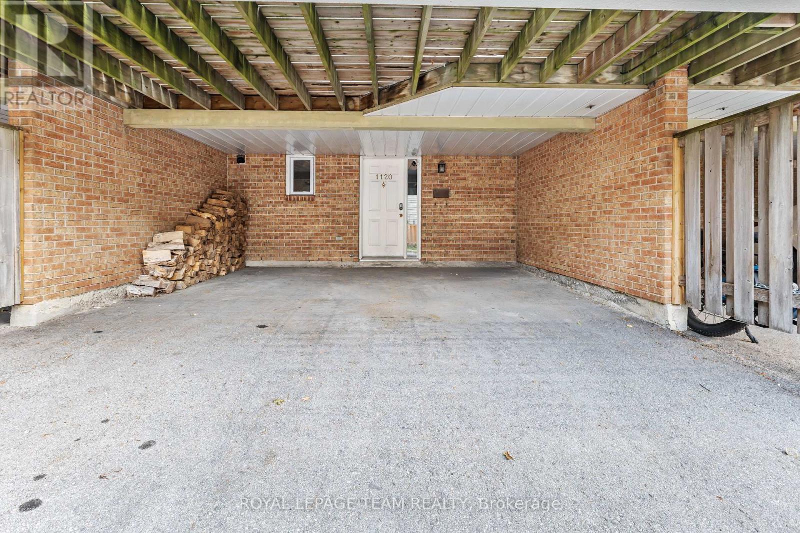 1120 Chimney Hill Way