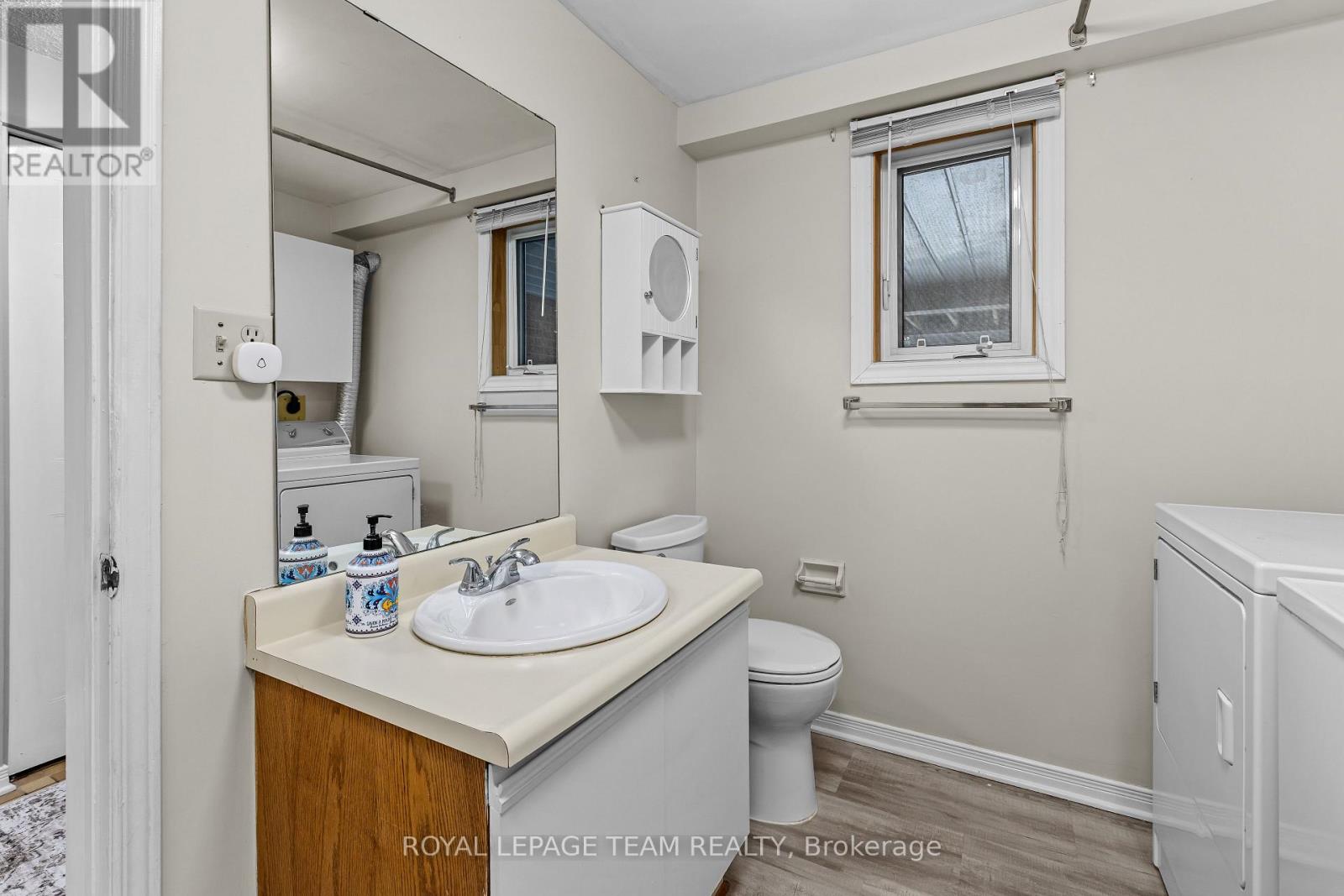 1120 Chimney Hill Way