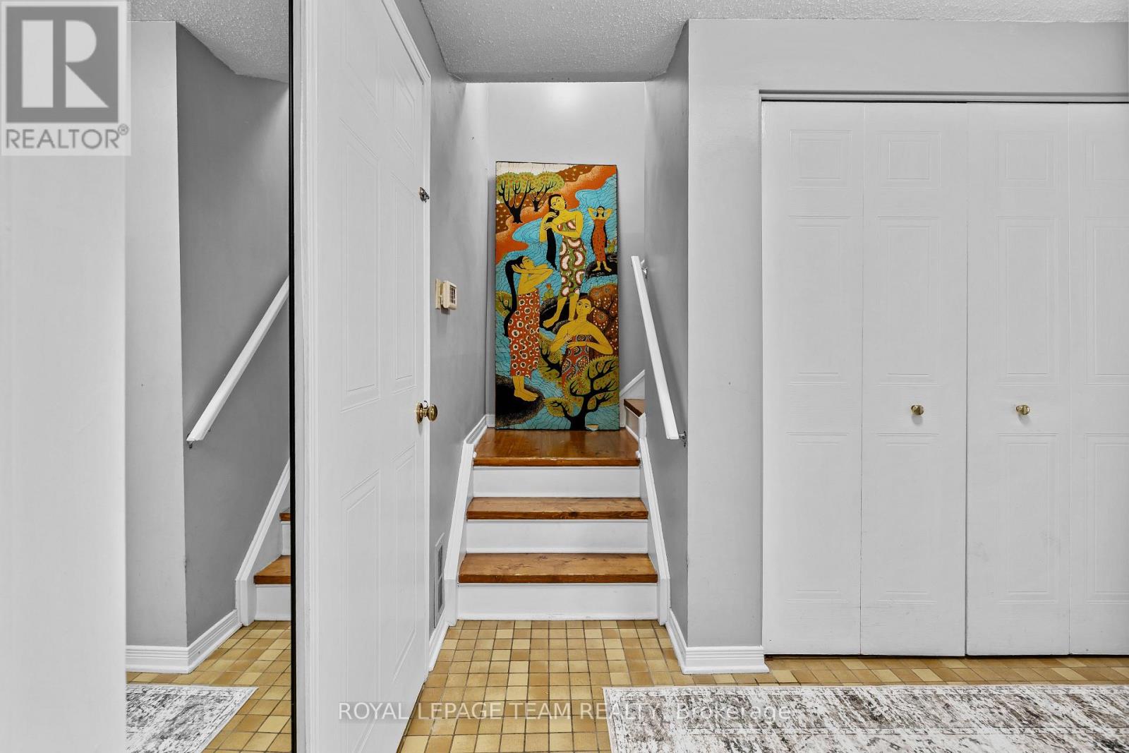 1120 Chimney Hill Way