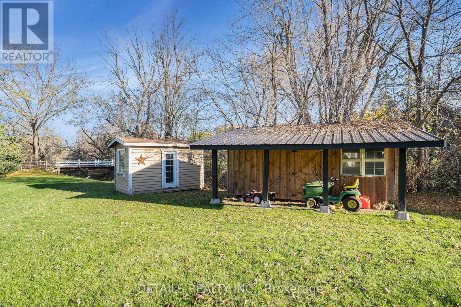 2298 James Craig Street