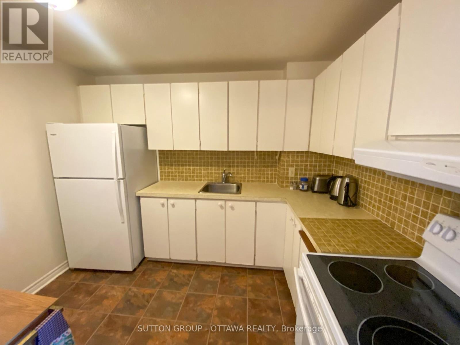 603 - 1599 Lassiter Terrace