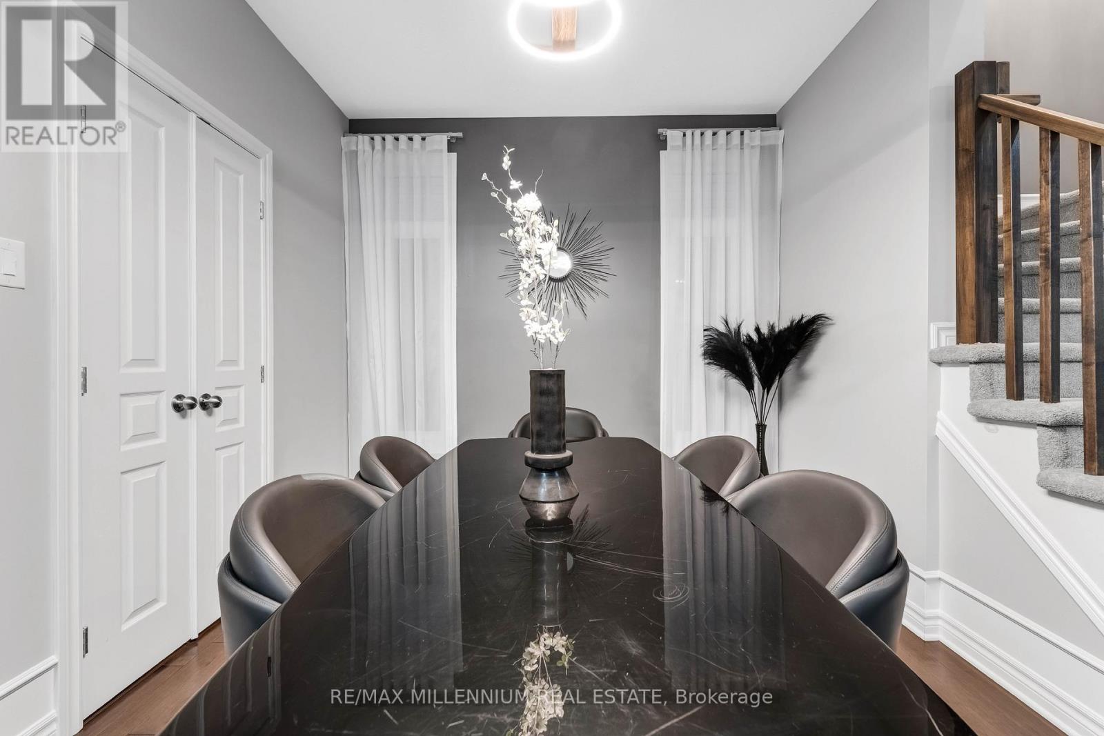 327 Ballinville Circle