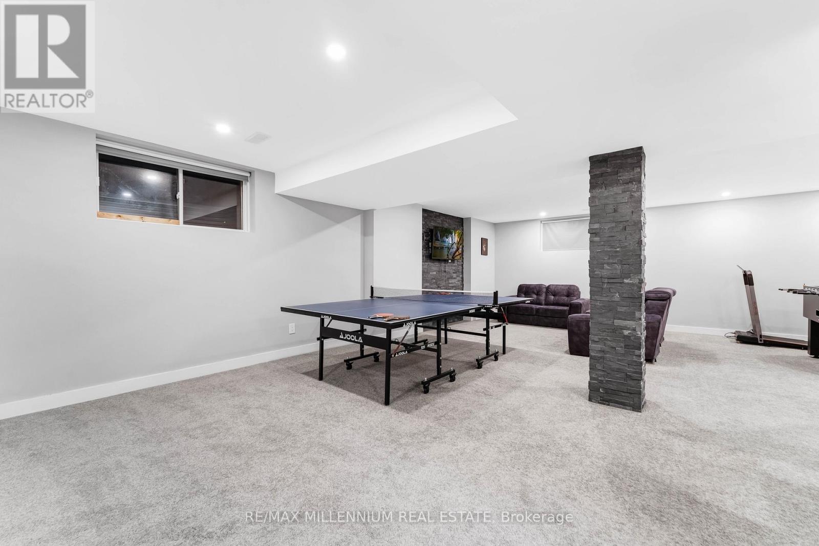 327 Ballinville Circle