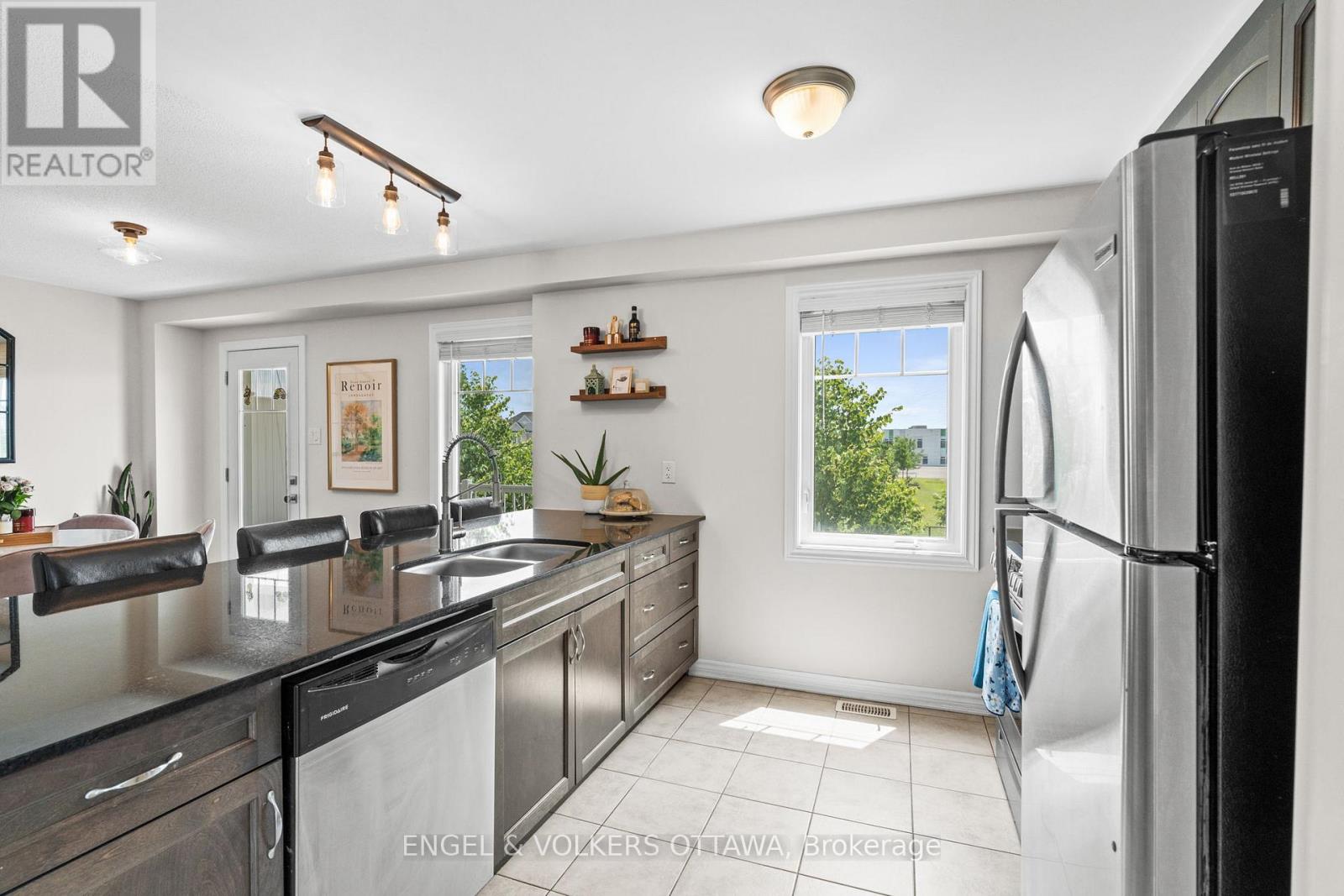 349 Pumpkinseed Crescent