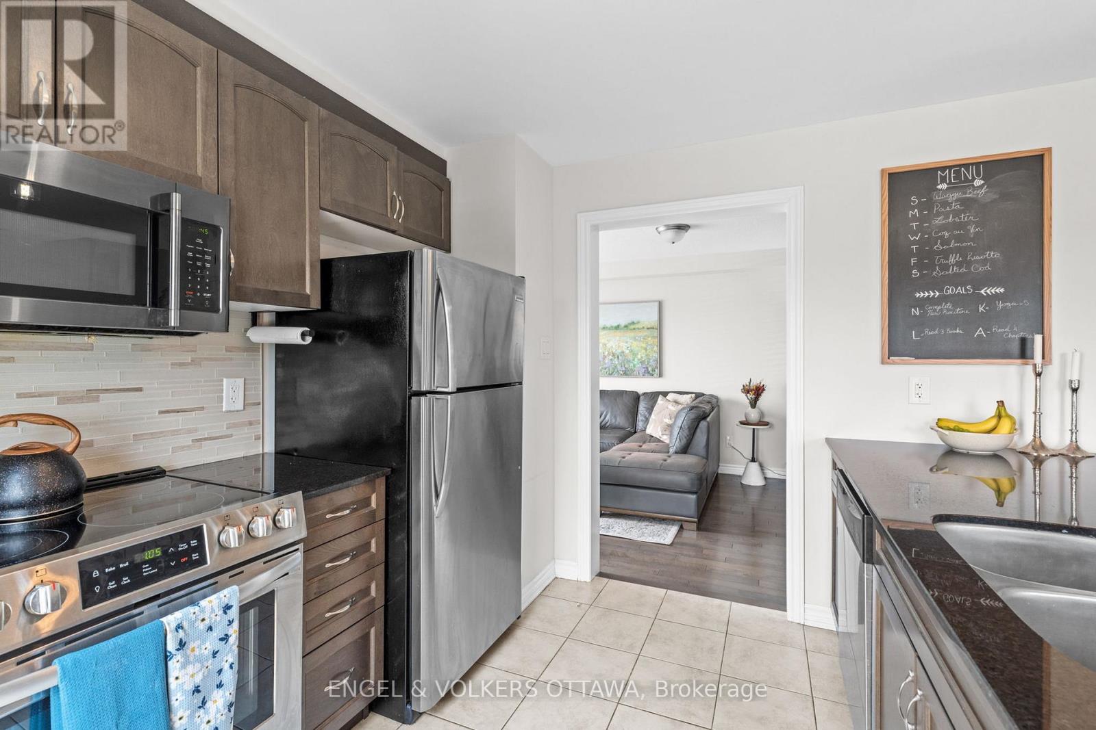 349 Pumpkinseed Crescent