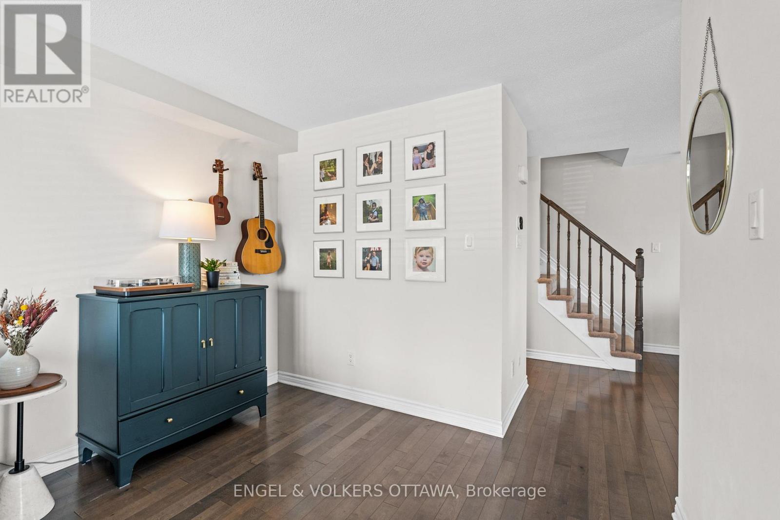 349 Pumpkinseed Crescent