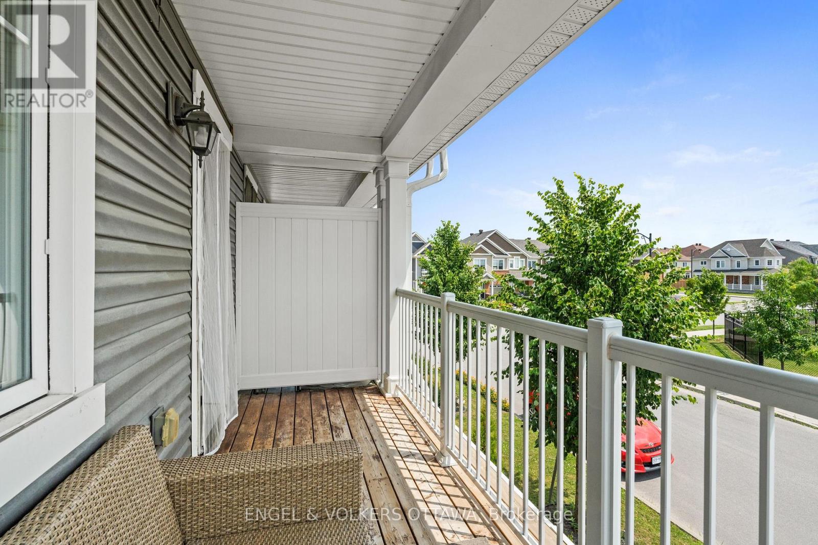 349 Pumpkinseed Crescent