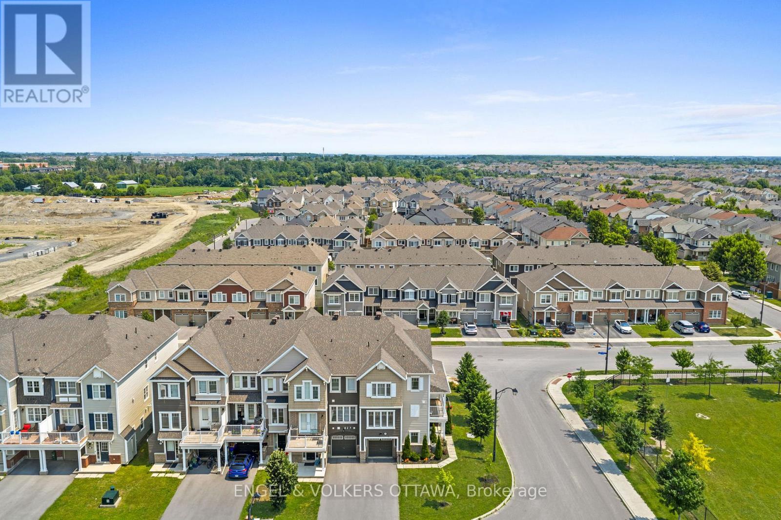 349 Pumpkinseed Crescent