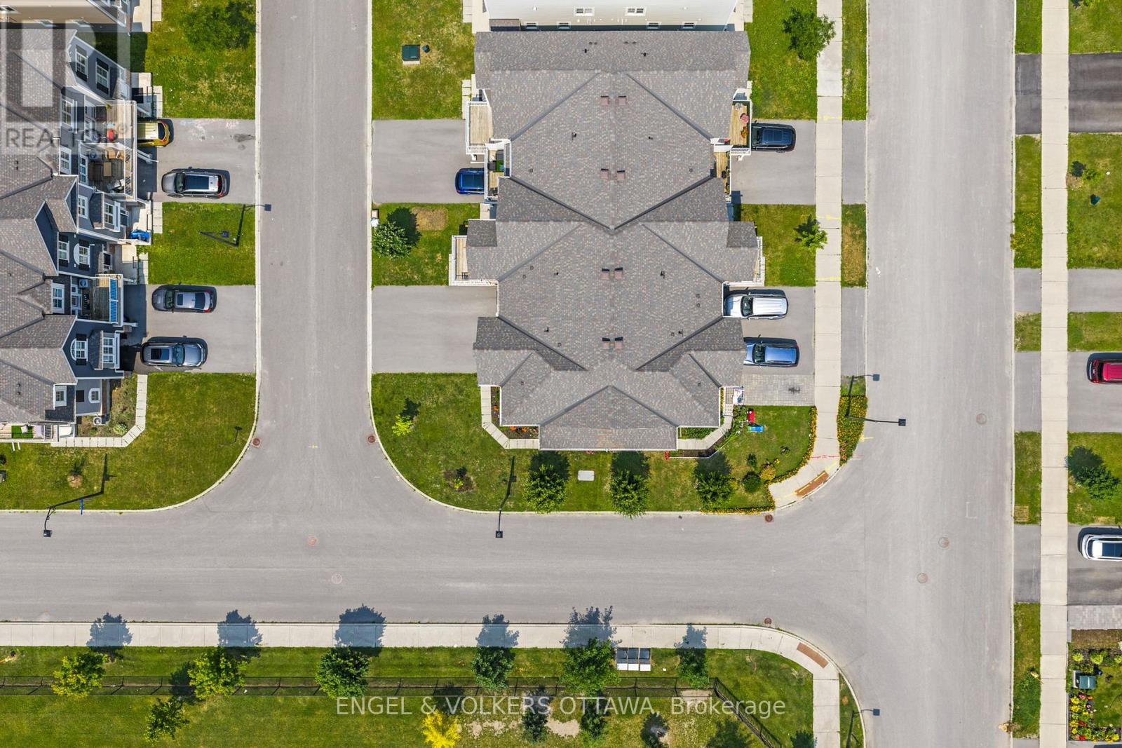 349 Pumpkinseed Crescent