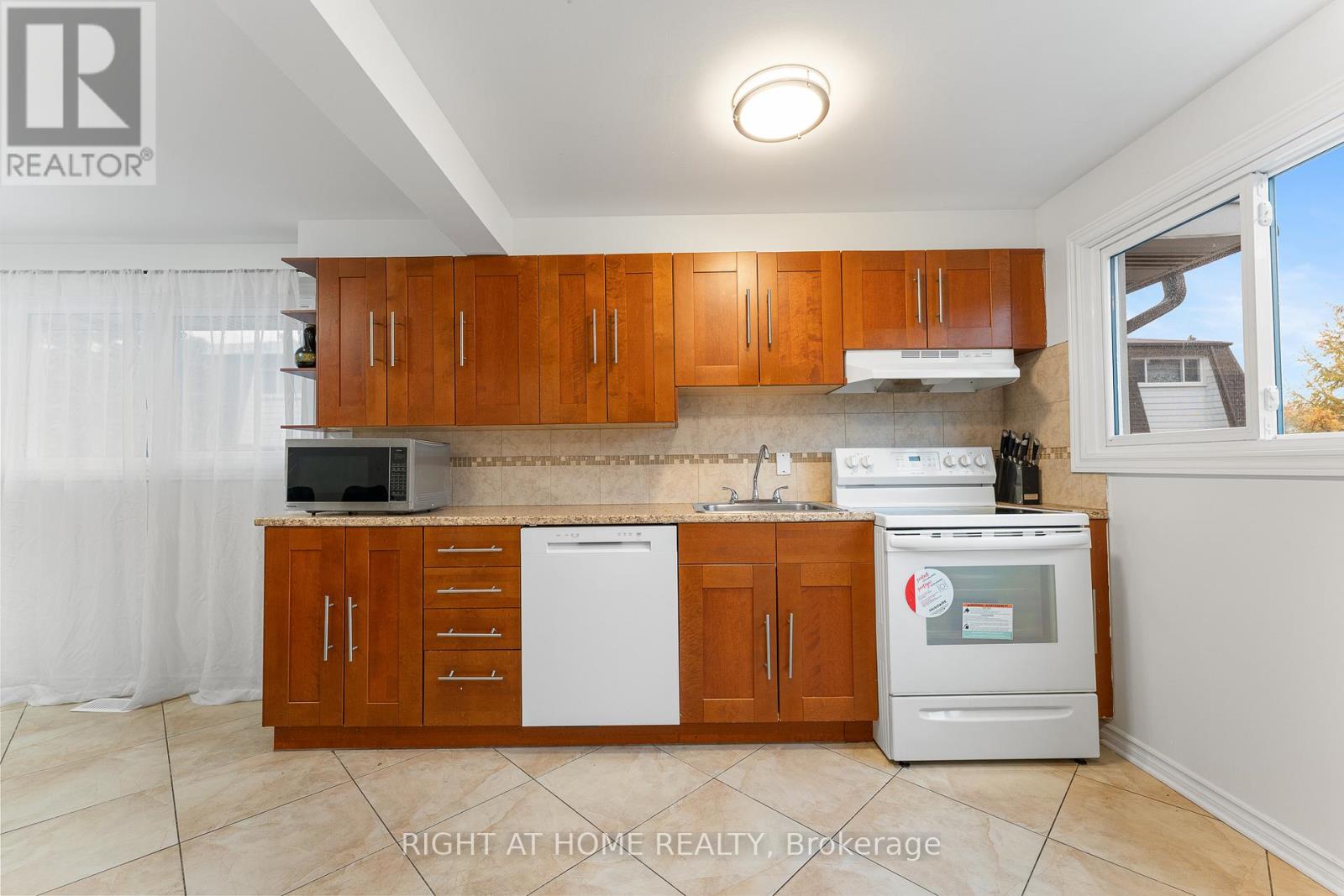 32 - 2296 Orient Park Drive