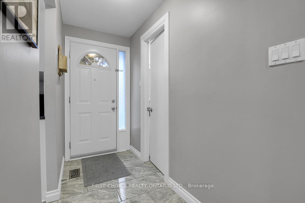 1771c Lamoureux Drive