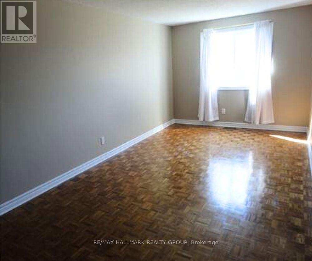 235 Ridgepark Private