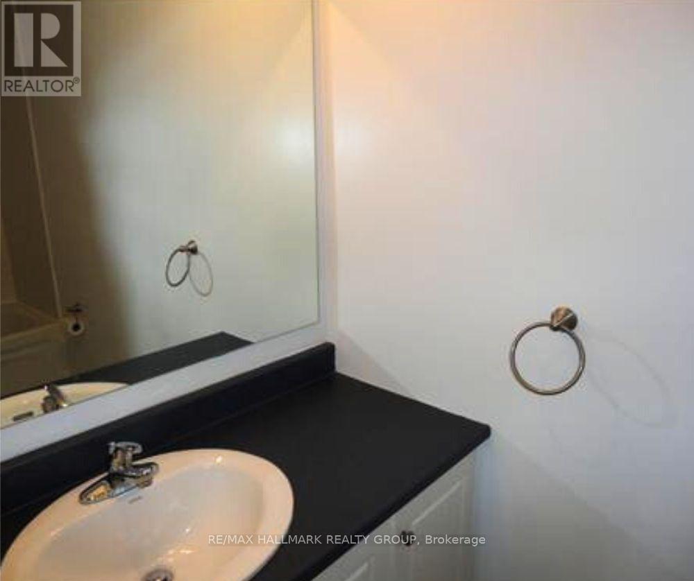 235 Ridgepark Private