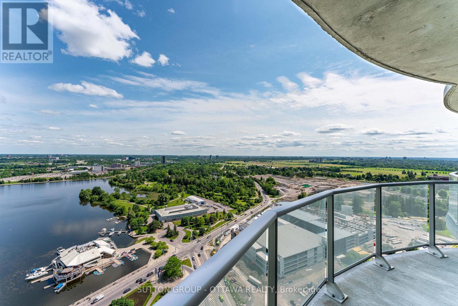 3406 - 805 Carling Avenue