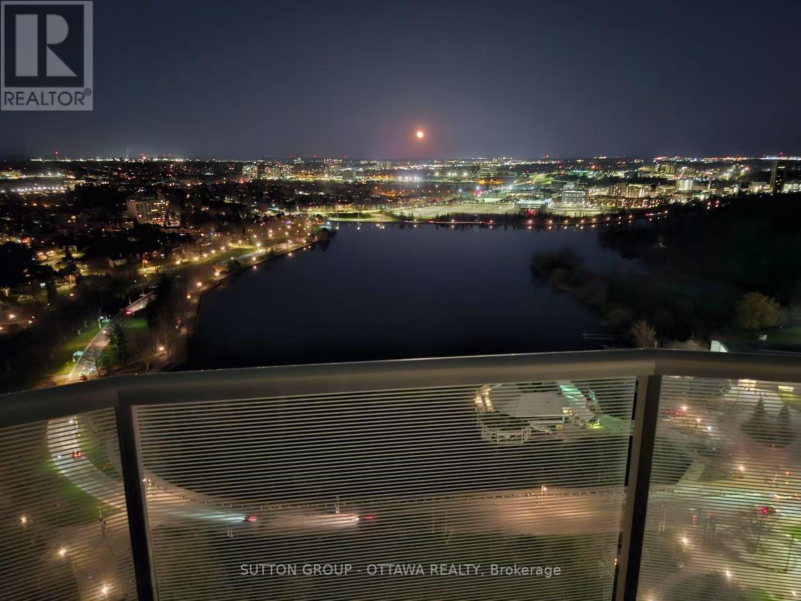 3406 - 805 Carling Avenue