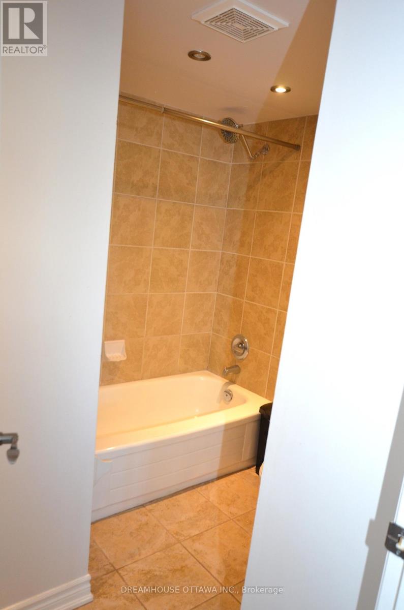 107 - 1490 Heron Road