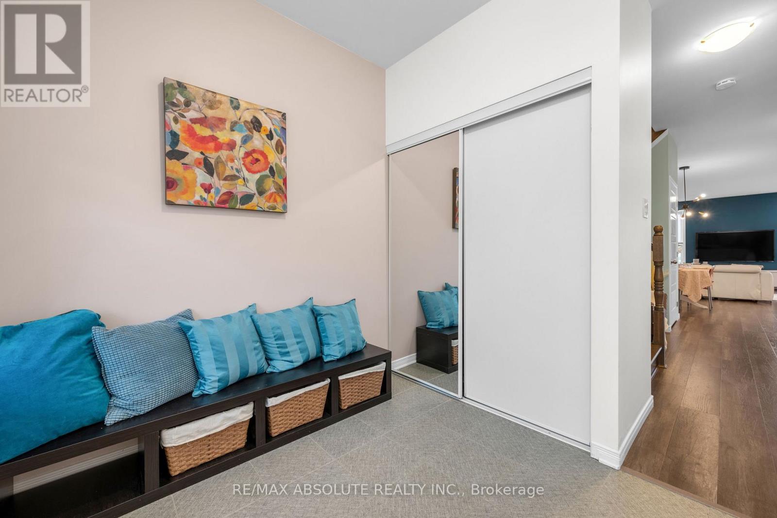 302 Haliburton Heights