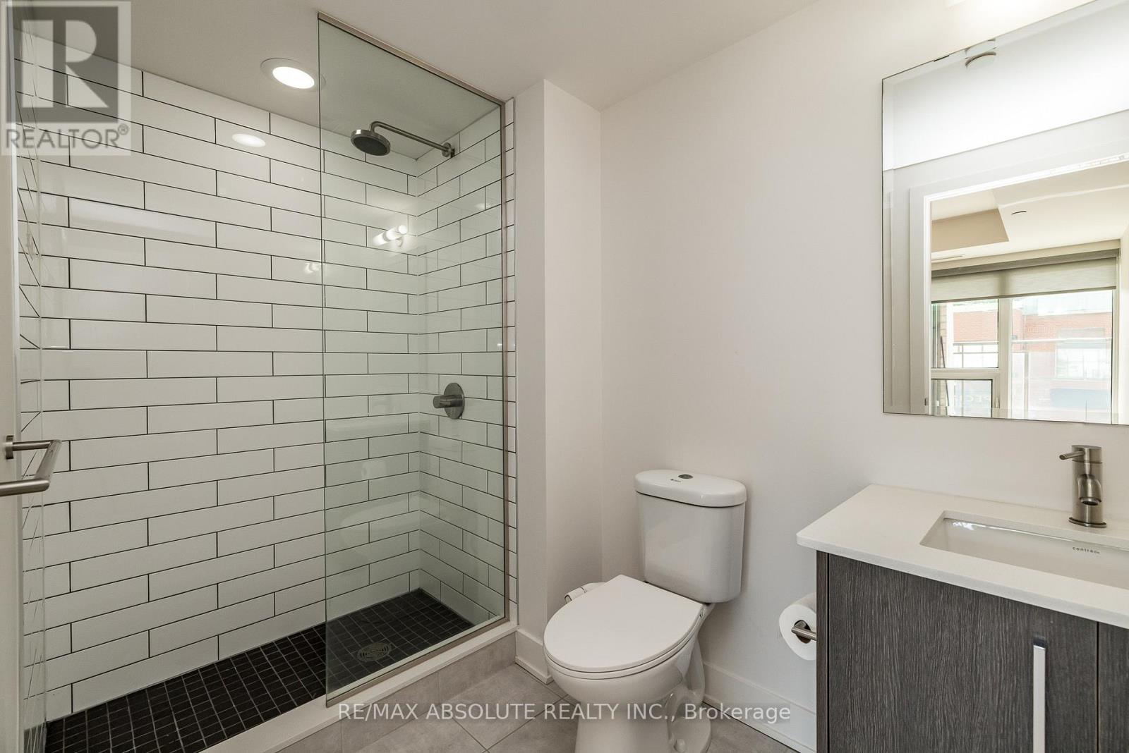 209 - 411 Mackay Street