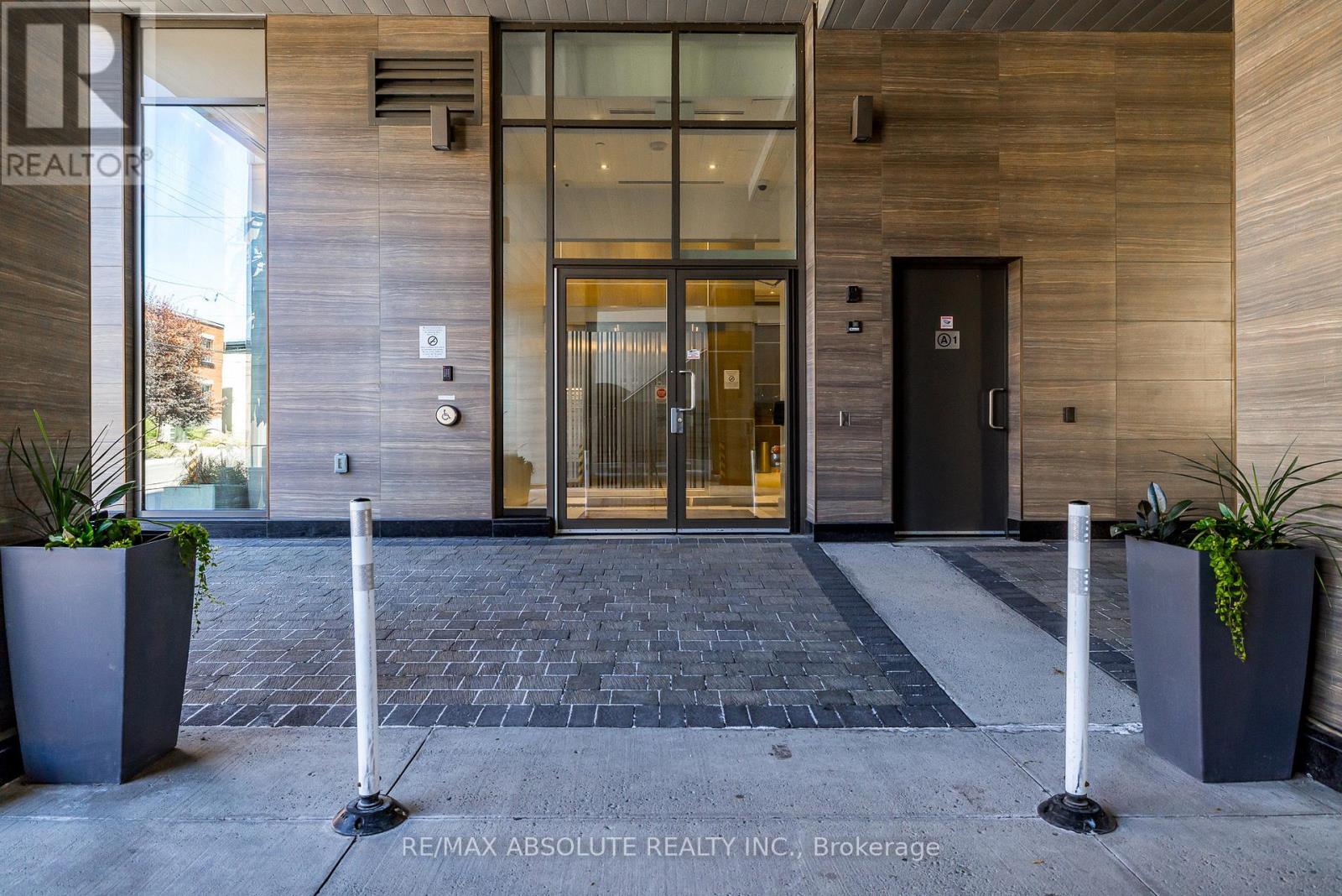 209 - 411 Mackay Street