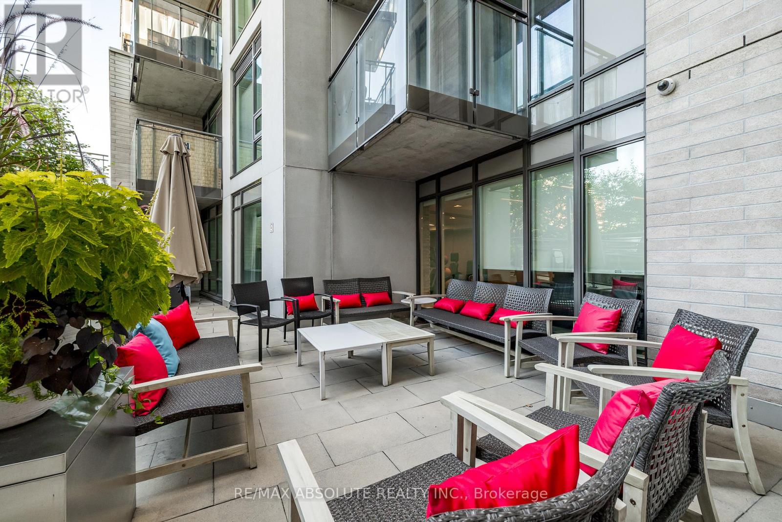 209 - 411 Mackay Street