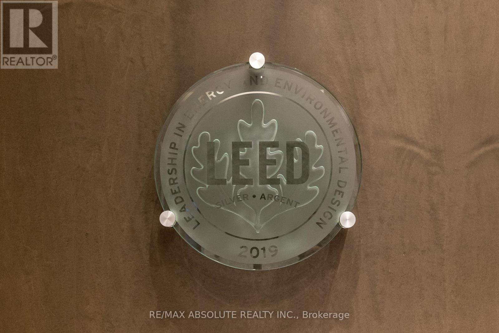 209 - 411 Mackay Street