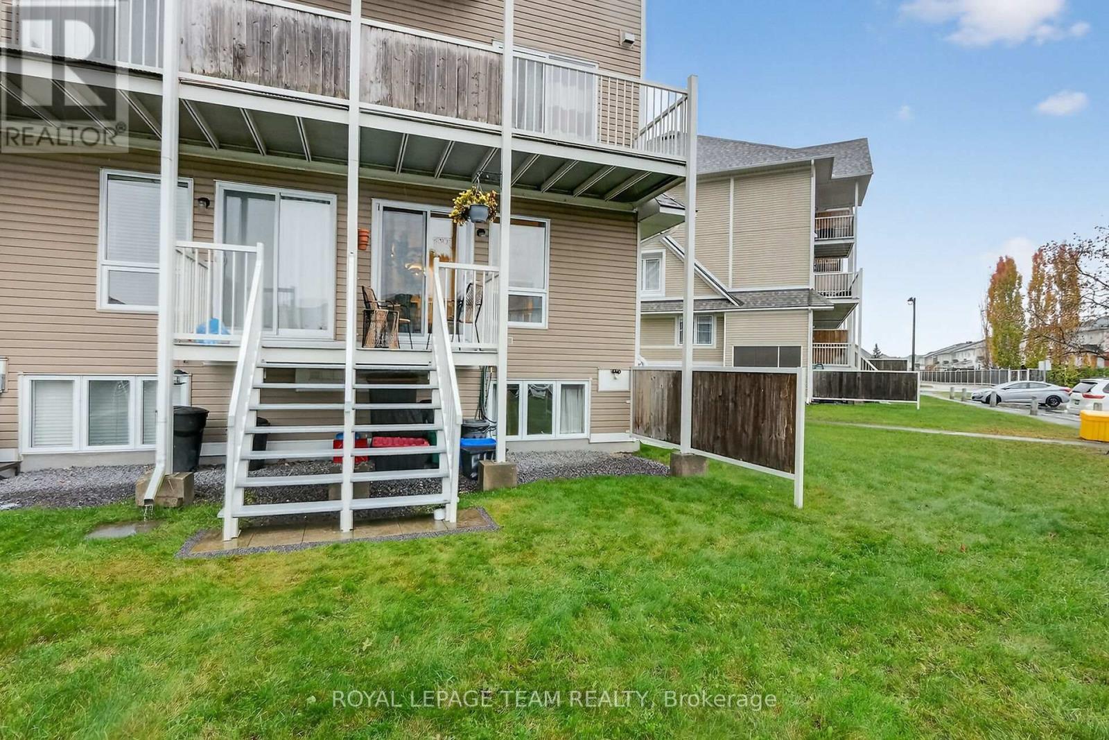 548 Lakeridge Drive Ne