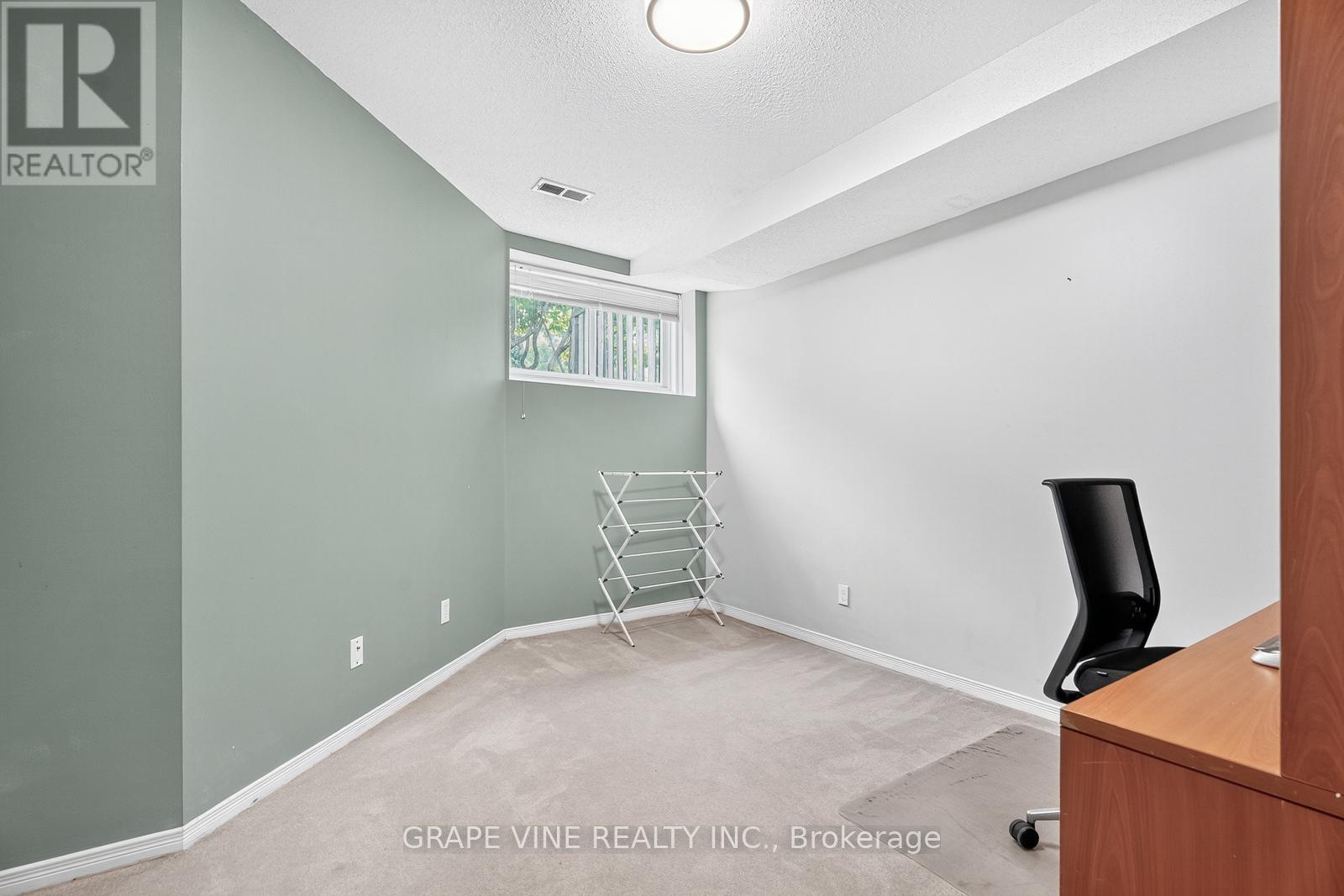 11 - 1400 Wildberry Court