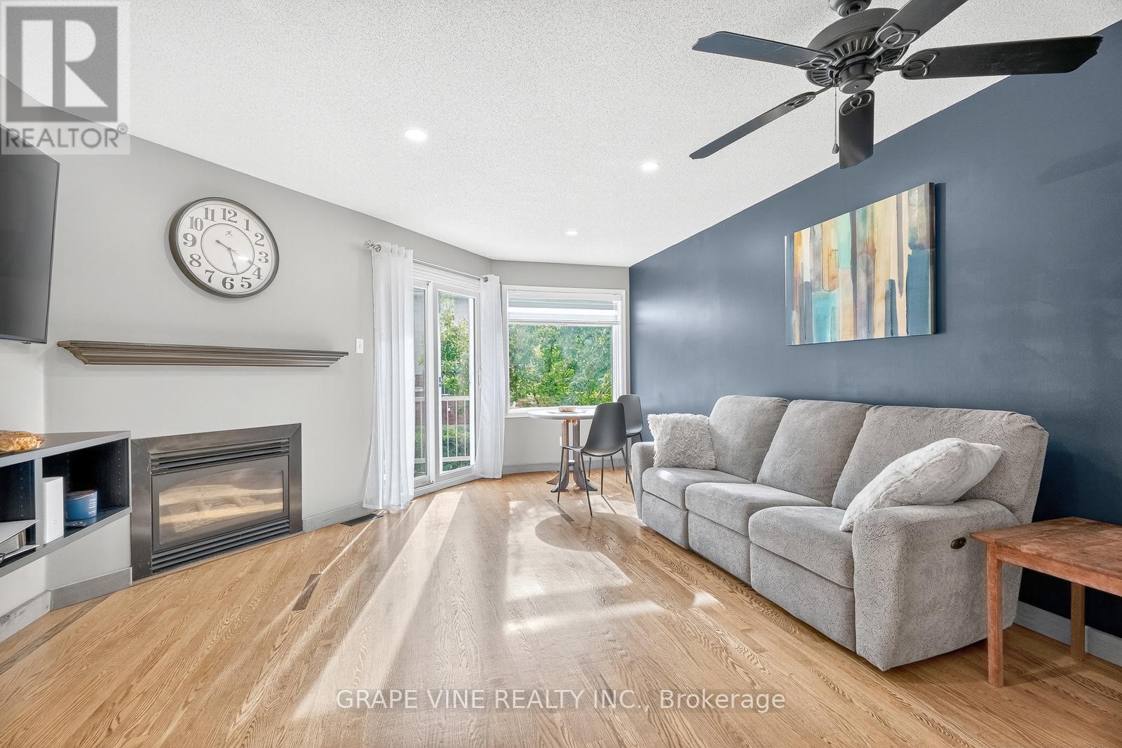 11 - 1400 Wildberry Court