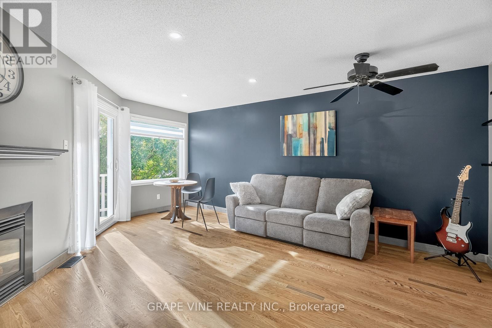 11 - 1400 Wildberry Court