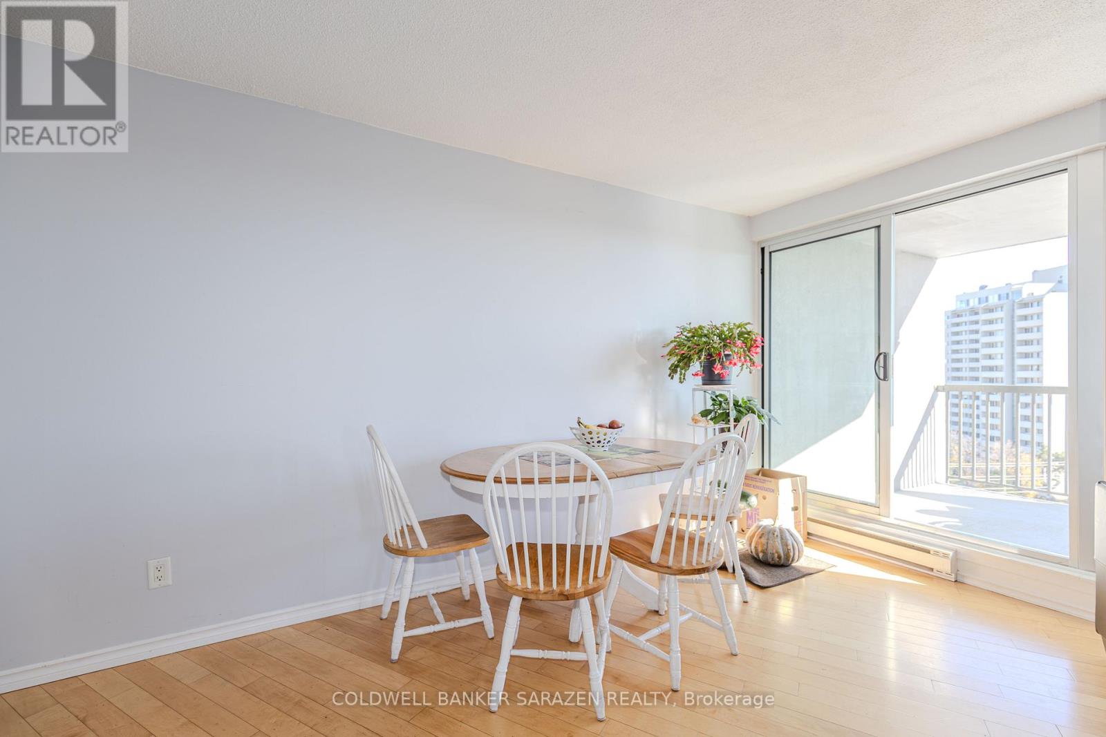 901 - 1380 Prince Of Wales Drive