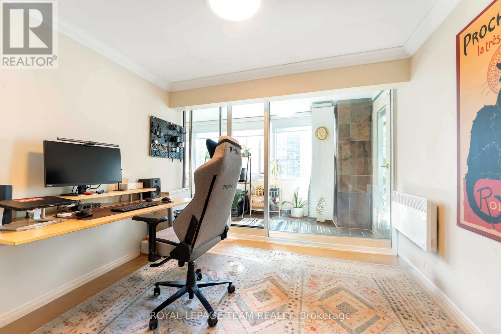 1806 - 160 George Street