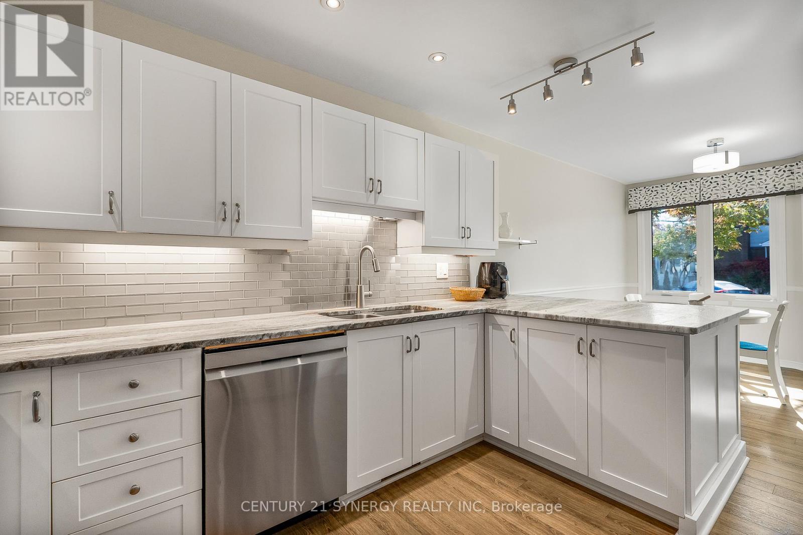 16 - 32 Innesbrook Court