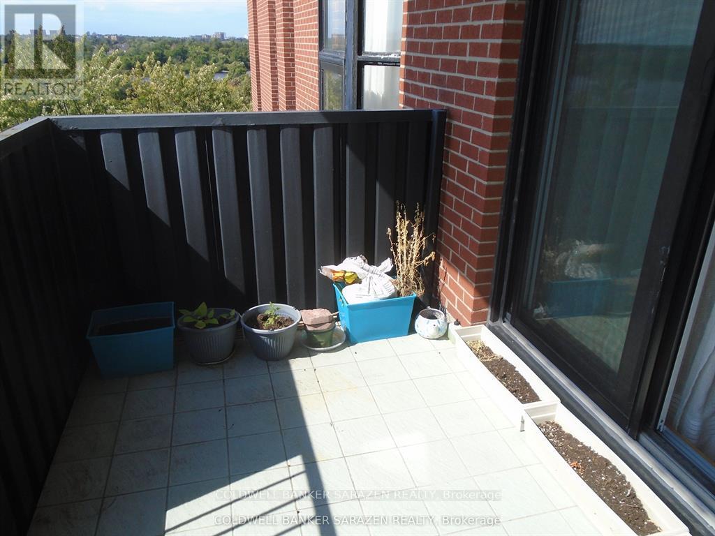 414 - 2951 Riverside Drive N