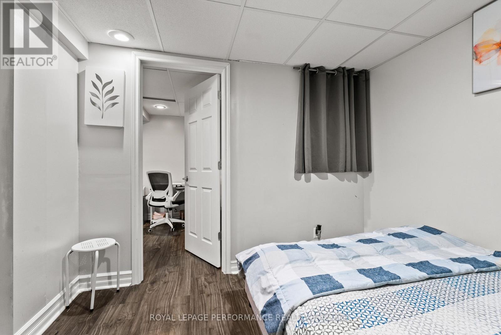 787 Hancock Crescent