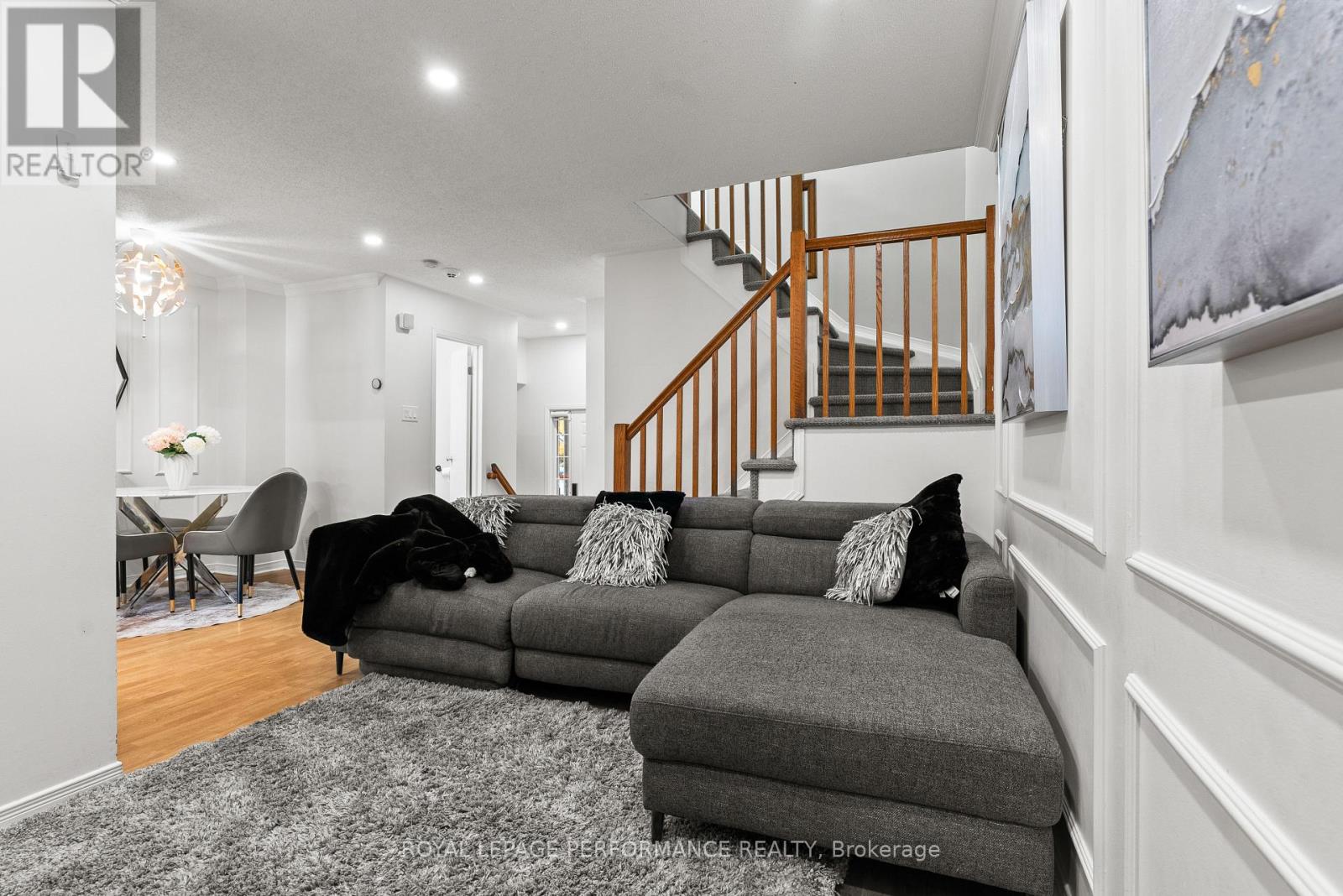 787 Hancock Crescent